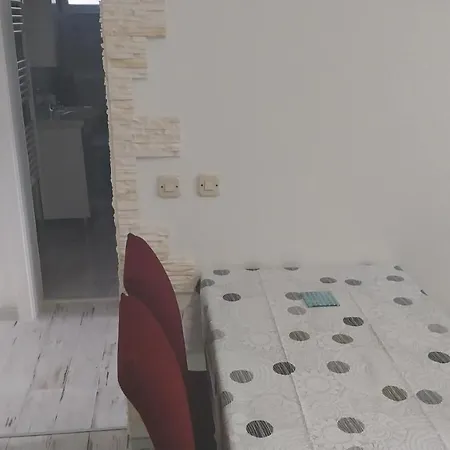 Jan 2 Apartment Pula