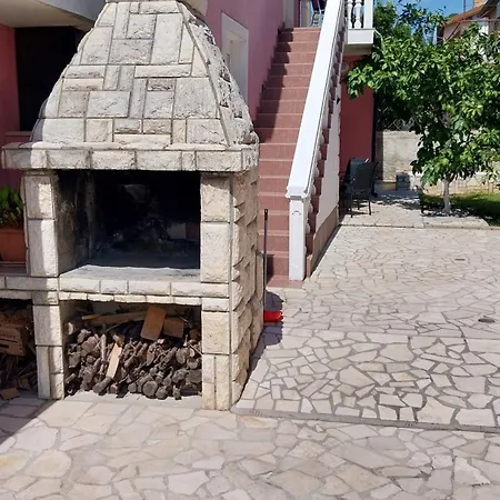 Jan 2 Apartman